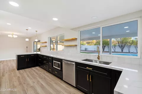 209 E Joan D Arc Ave, Phoenix, AZ 85022 photo 7