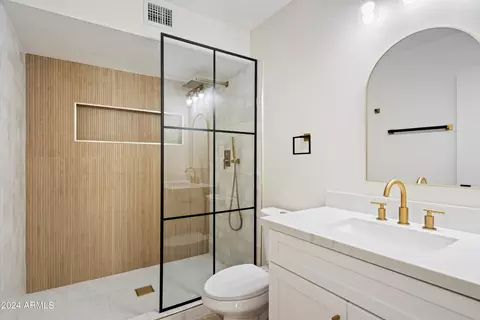209 E Joan D Arc Ave, Phoenix, AZ 85022 photo 3