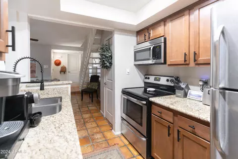 1137 E Belmont Ave, Phoenix, AZ 85020 photo 8
