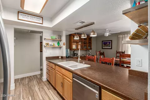 248 E Brentrup Dr, Tempe, AZ 85283 photo 19
