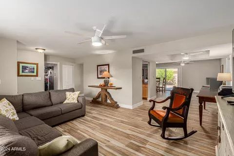 248 E Brentrup Dr, Tempe, AZ 85283 photo 12