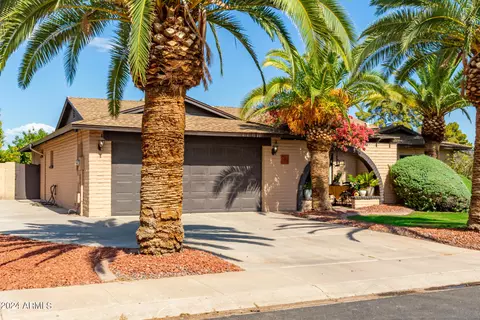 248 E Brentrup Dr, Tempe, AZ 85283 photo 2