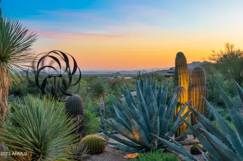 39032 N 101st Way, Scottsdale, AZ 85262