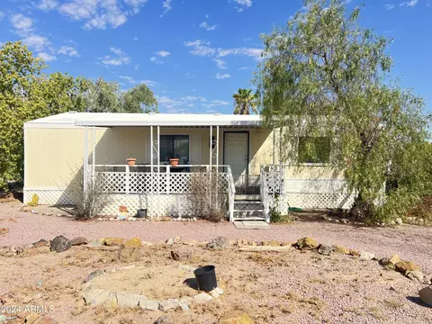 66725 Colena Dr, Salome, AZ 85348