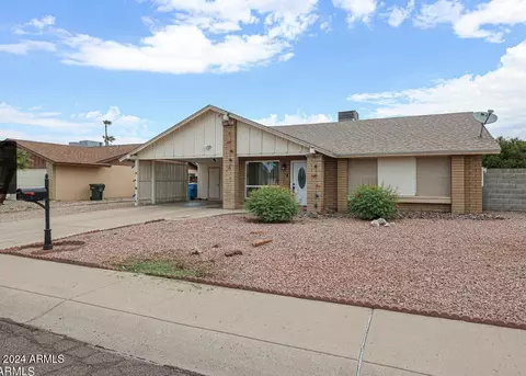 3926 W Aster Dr, Phoenix, AZ 85029 photo 5