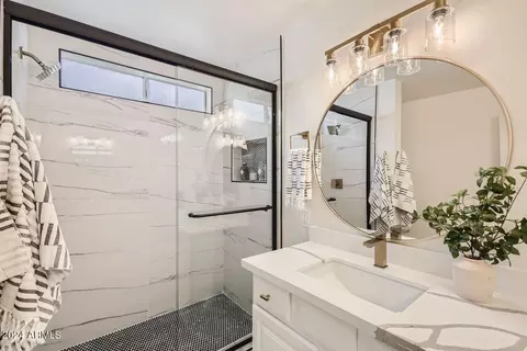 4613 E Kachina Trl, Phoenix, AZ 85044 photo 15