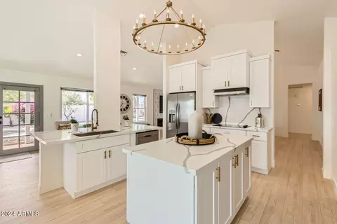 4613 E Kachina Trl, Phoenix, AZ 85044 photo 9