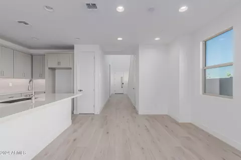 10237 E Ulysses Ave, Mesa, AZ 85212 photo 14