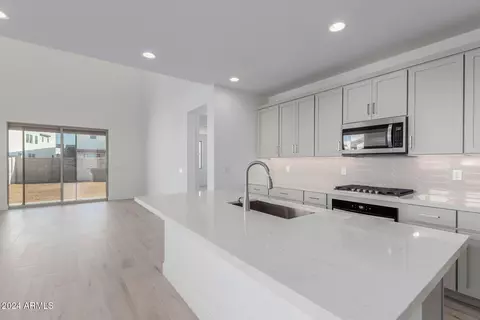 10237 E Ulysses Ave, Mesa, AZ 85212 photo 9