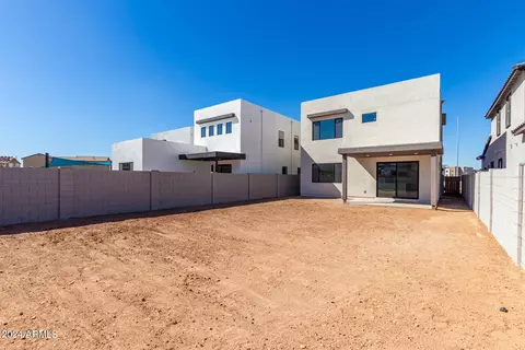Exterior - 10231 E Ulysses Ave, Mesa, AZ 85212 photo 8 of 9