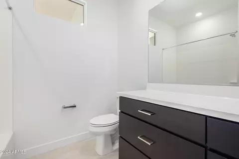 Bath - 10231 E Ulysses Ave, Mesa, AZ 85212 photo 2 of 3