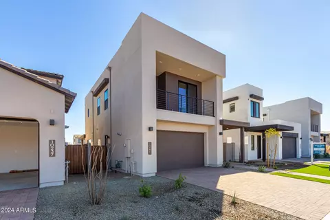 Exterior - 10231 E Ulysses Ave, Mesa, AZ 85212 photo 3 of 9
