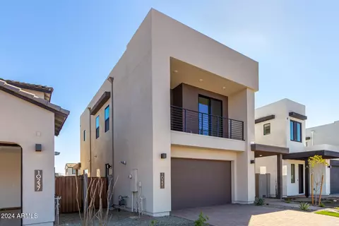 Exterior - 10231 E Ulysses Ave, Mesa, AZ 85212 photo 4 of 9