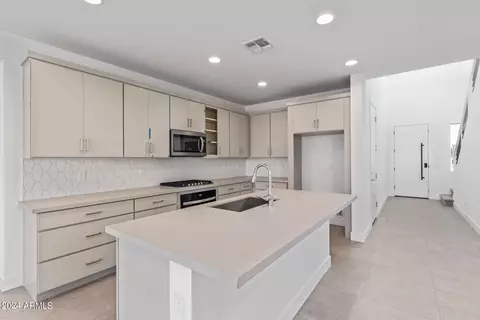 10227 E Ulysses Ave, Mesa, AZ 85212 photo 9