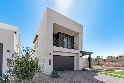 Exterior - 10223 E Ulysses Ave, Mesa, AZ 85212 photo 3 of 10