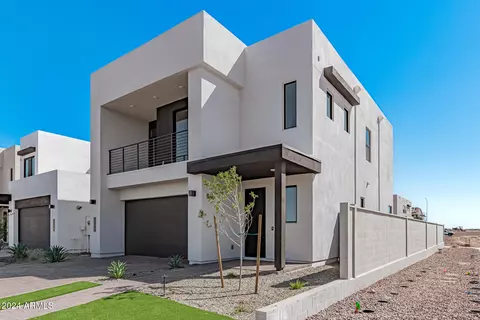 Exterior - 10223 E Ulysses Ave, Mesa, AZ 85212 photo 5 of 10