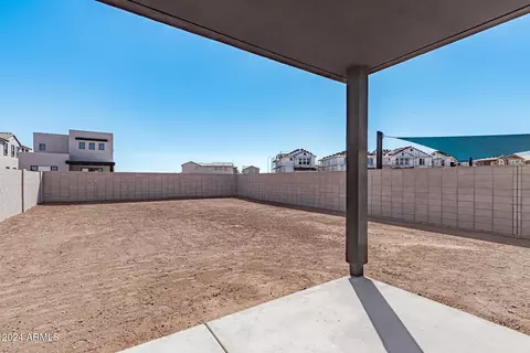 Exterior - 10223 E Ulysses Ave, Mesa, AZ 85212 photo 7 of 10