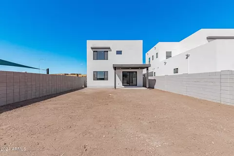 Exterior - 10223 E Ulysses Ave, Mesa, AZ 85212 photo 8 of 10
