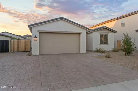 13408 W Lariat Ln, Peoria, AZ 85383