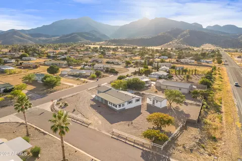 5281 E Branding Iron Dr, Hereford, AZ 85615