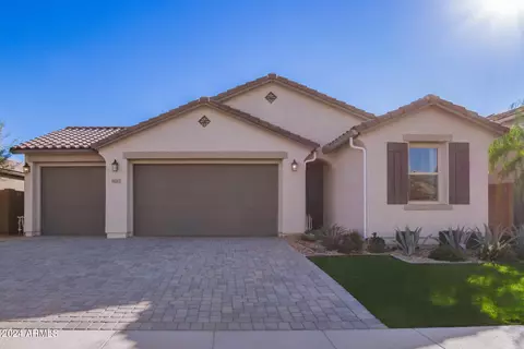 18583 W Swayback Pass Pass, Surprise, AZ 85387