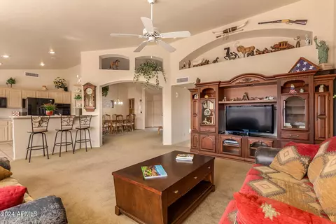 8215 E Monterey Ave, Mesa, AZ 85209 photo 12