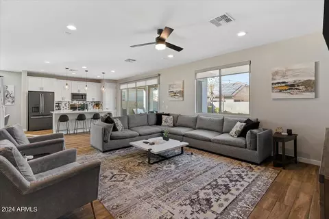 760 E Betsy Ln, Gilbert, AZ 85296 photo 18