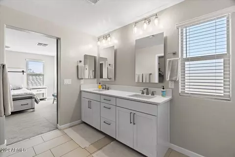 760 E Betsy Ln, Gilbert, AZ 85296 photo 31