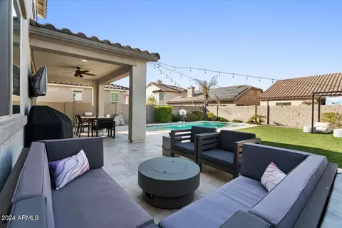 760 E Betsy Ln, Gilbert, AZ 85296 photo 39