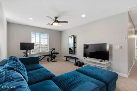 760 E Betsy Ln, Gilbert, AZ 85296 photo 23