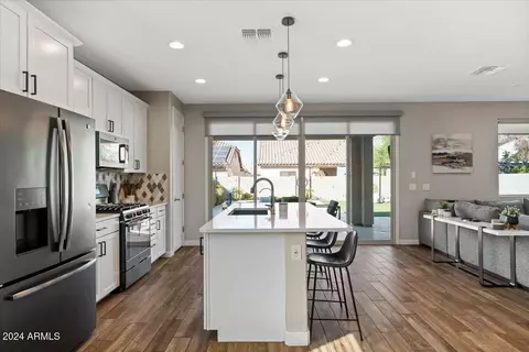 760 E Betsy Ln, Gilbert, AZ 85296 photo 10