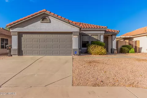 11310 Emelita Ave, Mesa, AZ 85208