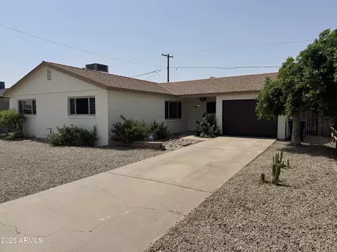 3023 W Larkspur Dr, Phoenix, AZ 85029