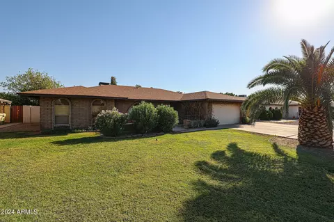 4815 W Las Palmaritas Dr, Glendale, AZ 85302