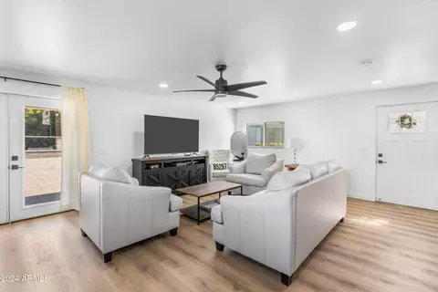 2216 E Willis Rd, Gilbert, AZ 85297 photo 15