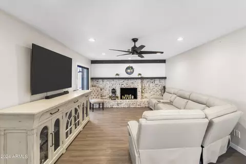 2216 E Willis Rd, Gilbert, AZ 85297 photo 36