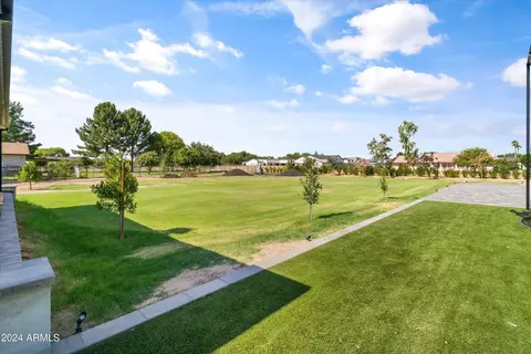 2216 E Willis Rd, Gilbert, AZ 85297 photo 20