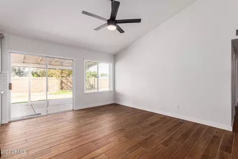 5016 Evergreen St, Mesa, AZ 85205 photo 9
