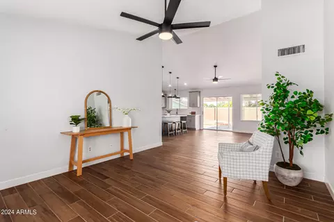 5016 Evergreen St, Mesa, AZ 85205 photo 8