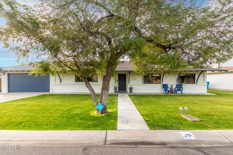 6126 N 13th Pl, Phoenix, AZ 85014