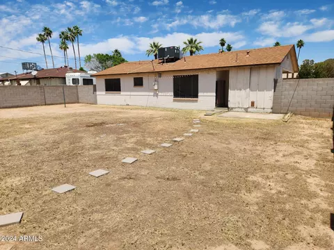 2319 W Seldon Ln, Phoenix, AZ 85021 photo 14