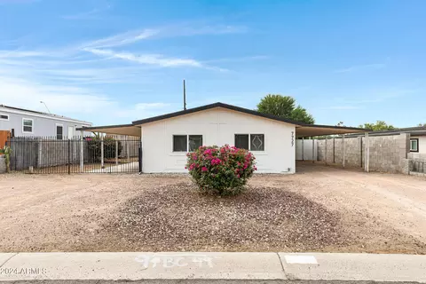 7727 E Flossmoor Ave, Mesa, AZ 85208 photo 2