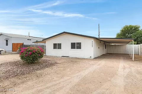 7727 E Flossmoor Ave, Mesa, AZ 85208 photo 4