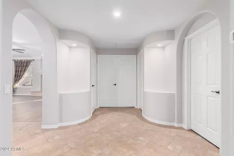 Entry Way - 1367 E Desert Flower Ln, Phoenix, AZ 85048 photo 3 of 7