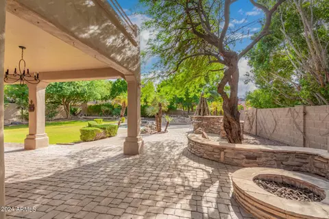 Exterior - 1367 E Desert Flower Ln, Phoenix, AZ 85048 photo 5 of 16