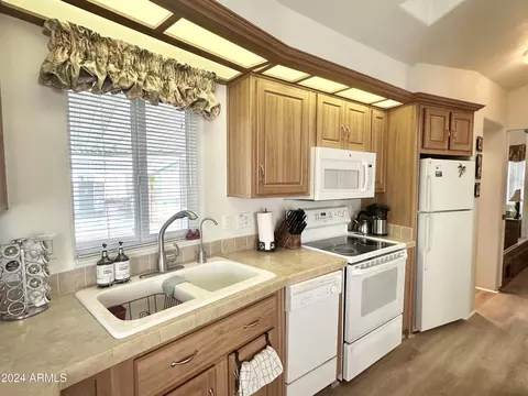 1051 S Quartz Dr, Apache Junction, AZ 85119 photo 26