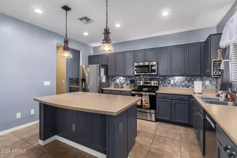 Kitchen - 6420 S 50th Ln, Laveen, AZ 85339 photo 1 of 7