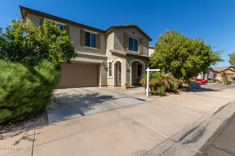 Exterior - 6420 S 50th Ln, Laveen, AZ 85339 photo 3 of 17