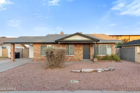 927 S Vineyard Ave, Mesa, AZ 85210