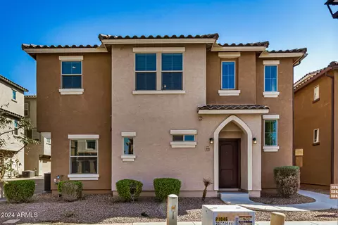 2133 N 77th Dr, Phoenix, AZ 85035